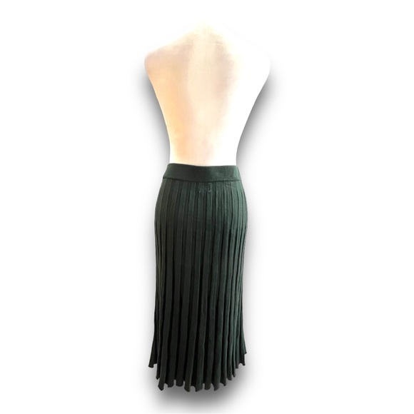 A NEW DAY Forest Green pleated knit Maxi Skirt SZ M - Picture 4 of 9